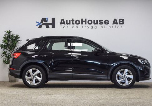 Audi Q3, 2023
