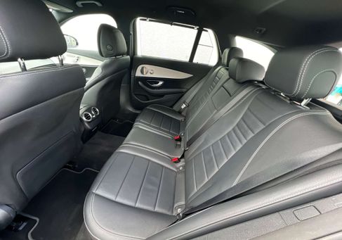Mercedes-Benz E 300, 2021