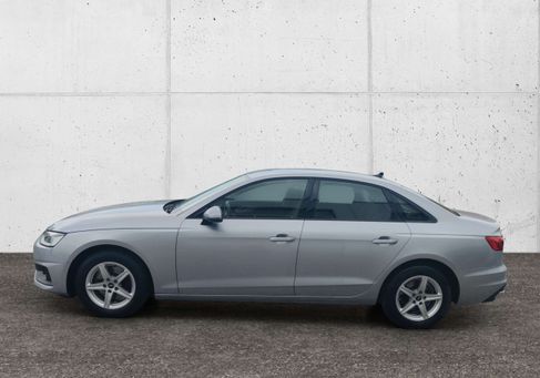 Audi A4, 2022