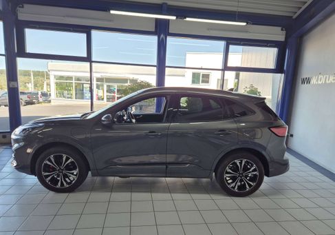 Ford Kuga, 2022