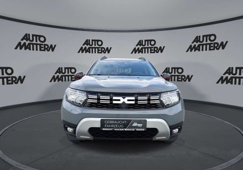Dacia Duster, 2022 3