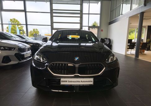 BMW 120, 2025