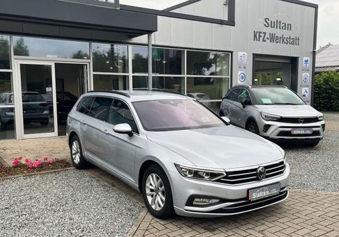 Volkswagen Passat Variant, 2023 2