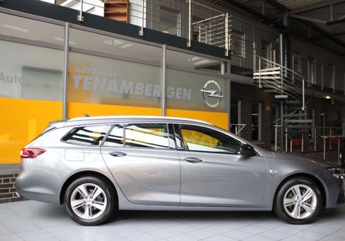 Opel Insignia, 2022 3