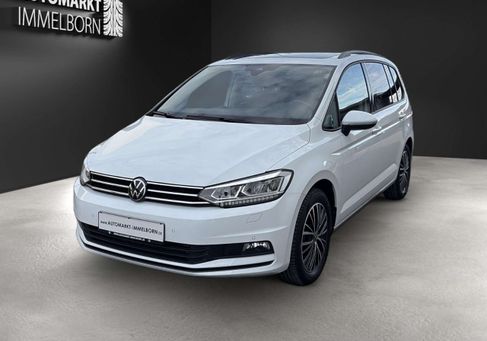 Volkswagen Touran, 2024 3