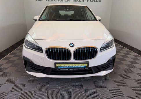 BMW 225, 2018