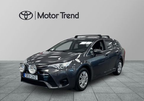 Toyota Avensis, 2015
