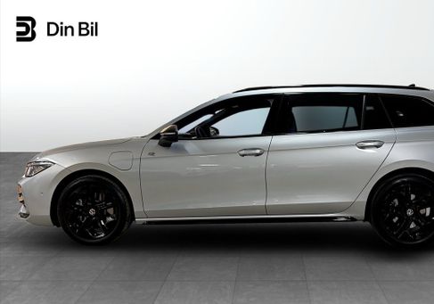 Volkswagen Passat Variant, 2024 2