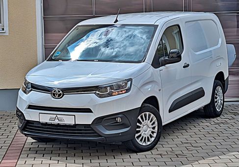 Toyota Proace, 2024