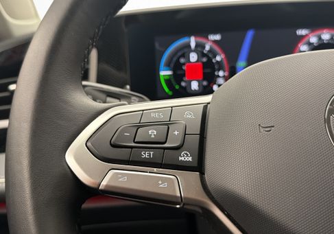 Volkswagen Passat Variant, 2025 2