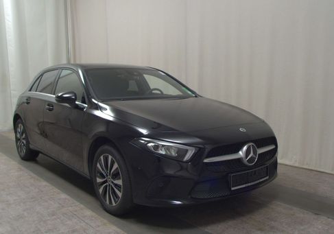 Mercedes-Benz A 250, 2022