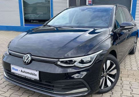 Volkswagen Golf, 2023