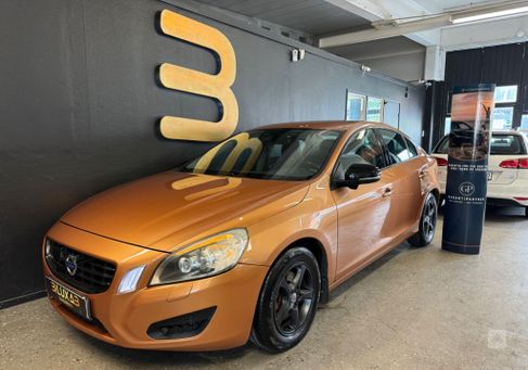 Volvo S60, 2011