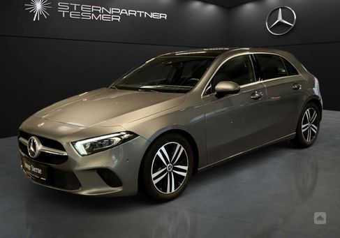 Mercedes-Benz A 200, 2022