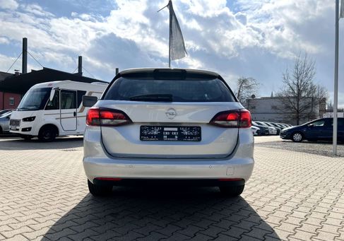 Opel Astra, 2021