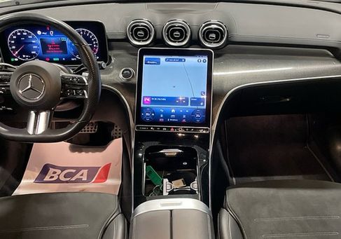 Mercedes-Benz C 300, 2022