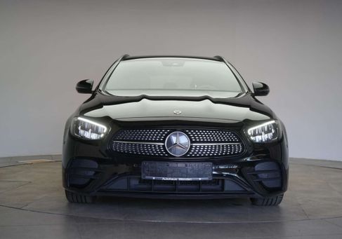 Mercedes-Benz E 220, 2022 2