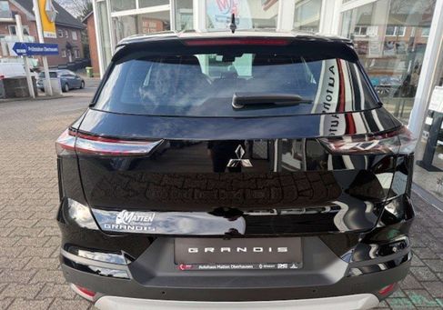 Mitsubishi Grandis, 2026