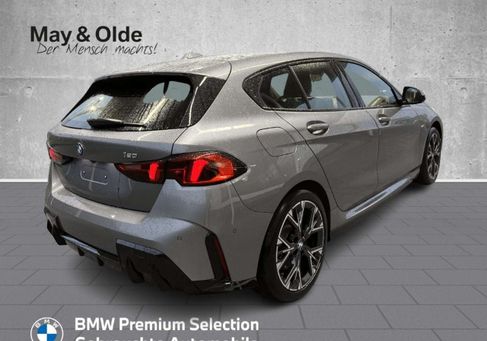 BMW 120, 2025