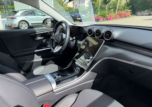 Mercedes-Benz C 200, 2023