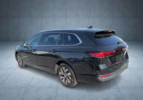 Volkswagen Passat Variant, 2024 3