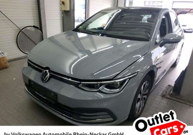 Volkswagen Golf, 2022