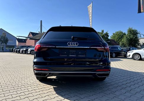 Audi A4, 2022