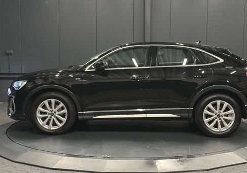 Audi Q3, 2023 2