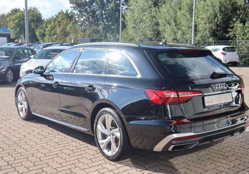 Audi A4, 2021