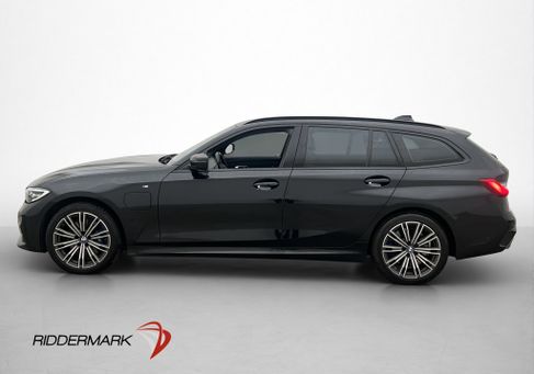 BMW 330, 2021