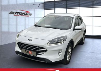 Ford Kuga, 2023