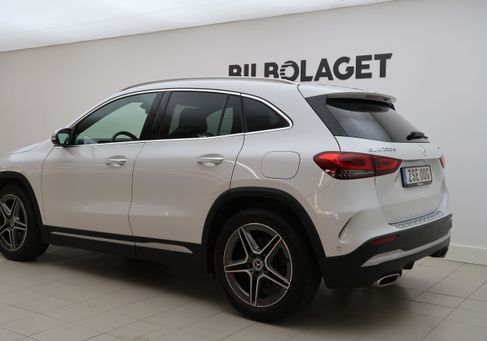 Mercedes-Benz GLA 220, 2021