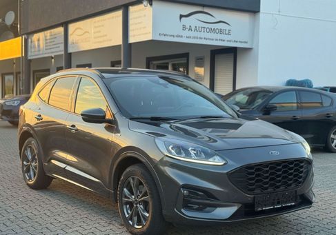 Ford Kuga, 2022