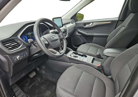 Ford Kuga, 2022
