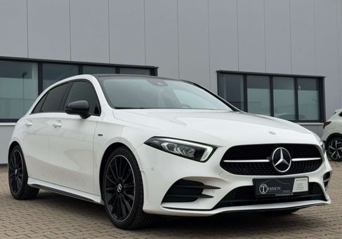 Mercedes-Benz A 200, 2022