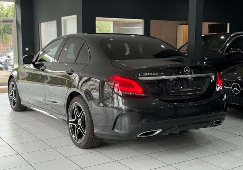 Mercedes-Benz C 300, 2020