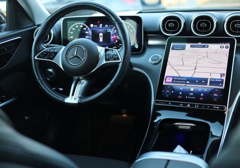 Mercedes-Benz C 180, 2022