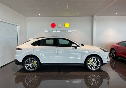 Porsche Cayenne, 2020