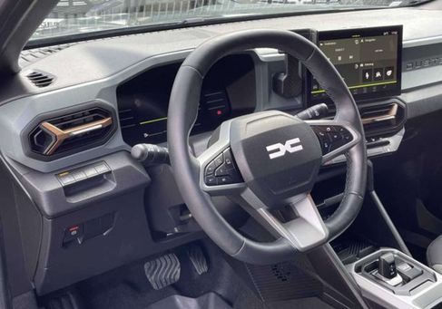 Dacia Duster, 2024 3