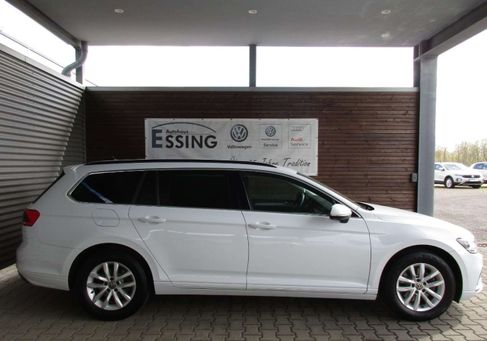 Volkswagen Passat Variant, 2023 2