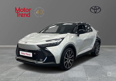 Toyota C-HR, 2023