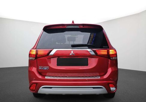 Mitsubishi Outlander, 2021