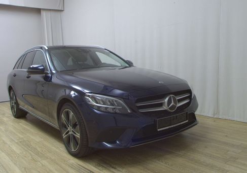 Mercedes-Benz C 300, 2020