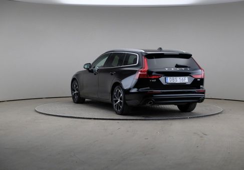 Volvo V60, 2021