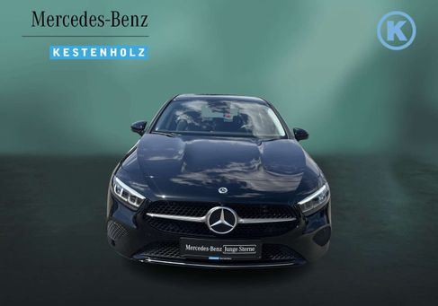 Mercedes-Benz A 180, 2025
