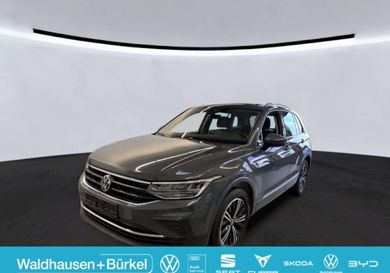 Volkswagen Tiguan, 2022