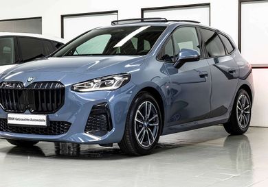 BMW 220, 2023