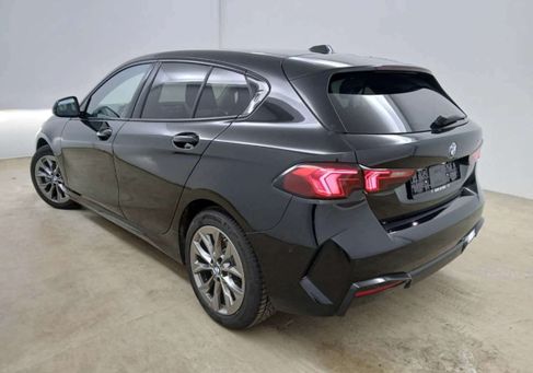 BMW 120, 2025