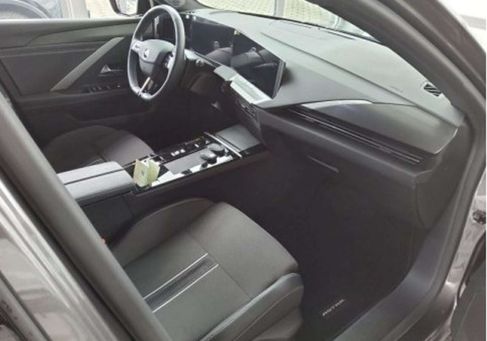 Opel Astra, 2024