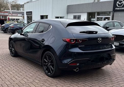 Mazda 3, 2025